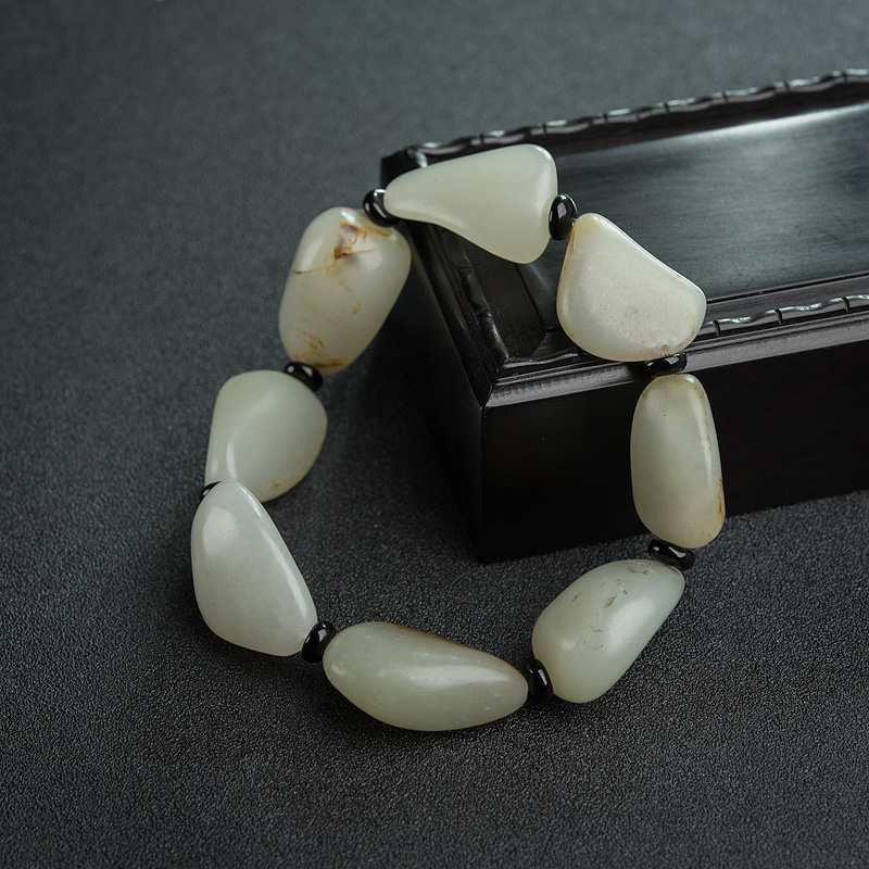 和田玉随形单圈手串-红掌柜