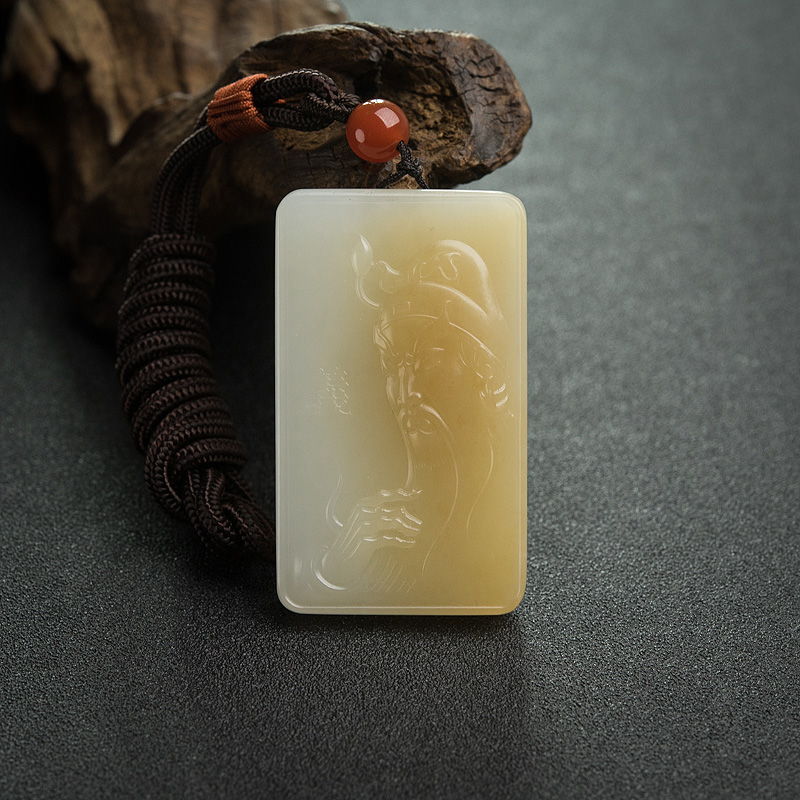 山料俏色和田玉关公吊坠-红掌柜