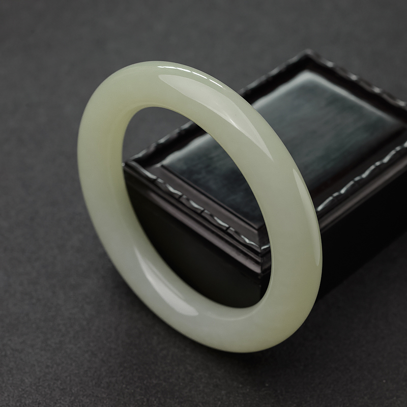 60.5mm山料和田白玉圆镯-红掌柜