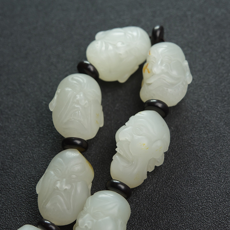 天然籽料和田白玉罗汉头手持-红掌柜