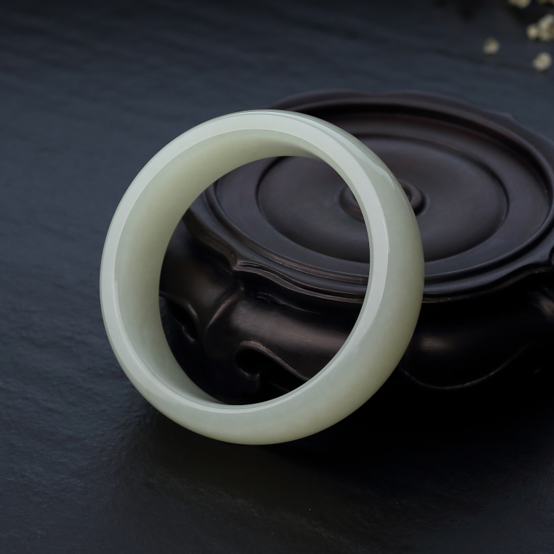 俄料山料和田青白玉扁镯-红掌柜