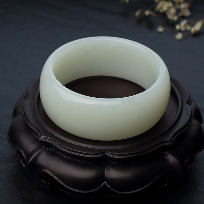 俄料天然山料和田玉扁镯-红掌柜