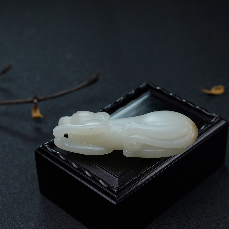 和田玉旺财吊坠-红掌柜