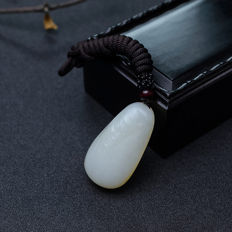 和田白玉关公吊坠-红掌柜