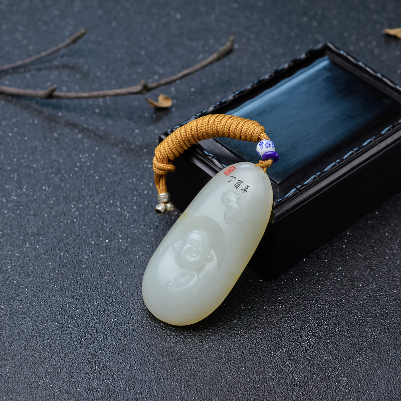 和田白玉福在眼前吊坠-红掌柜