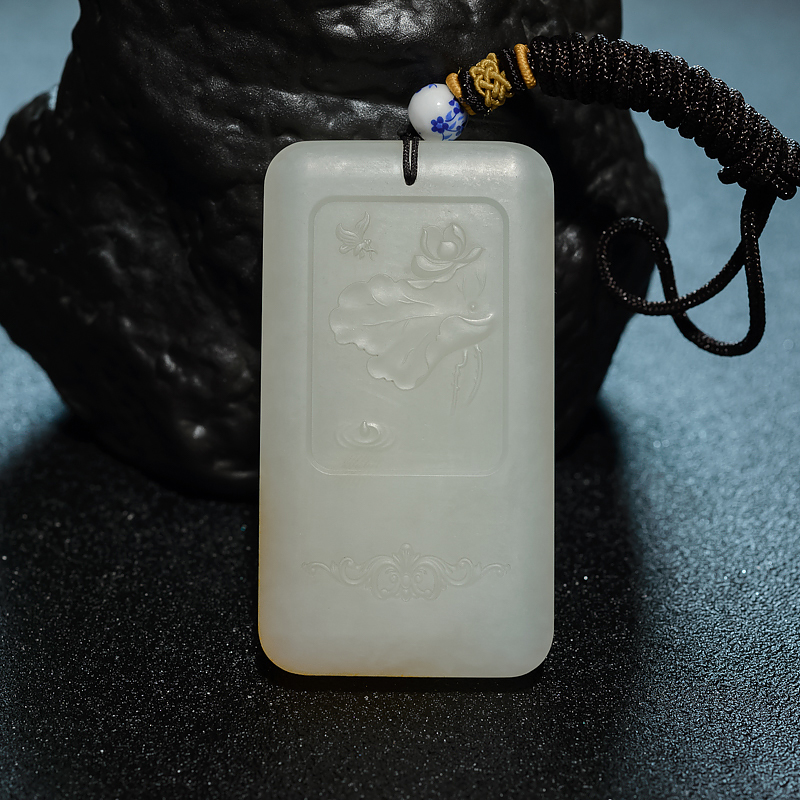 山料和田玉大日如来吊坠-红掌柜