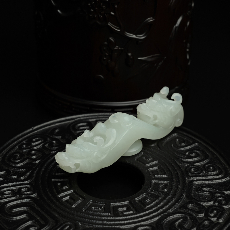 天然和田玉摆件 - 红掌柜