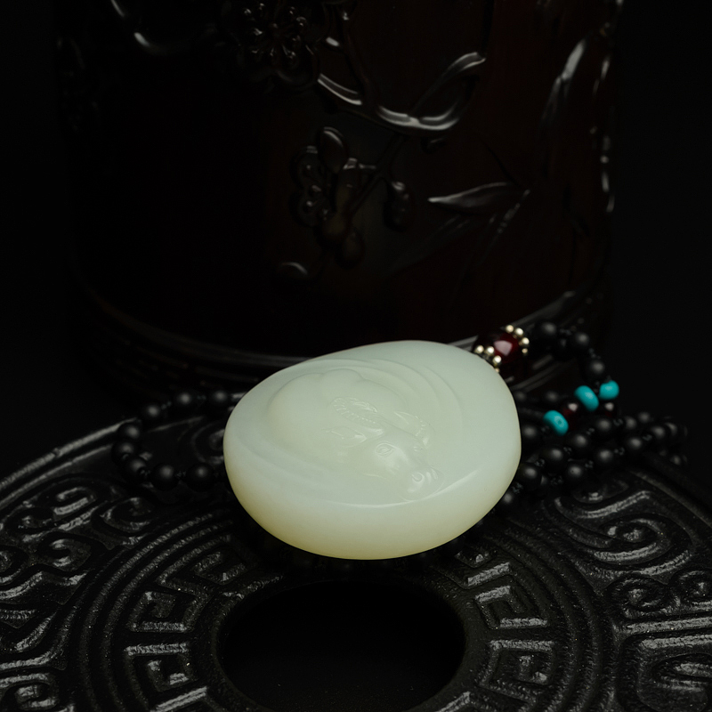 俄罗斯和田玉吊坠 - 红掌柜