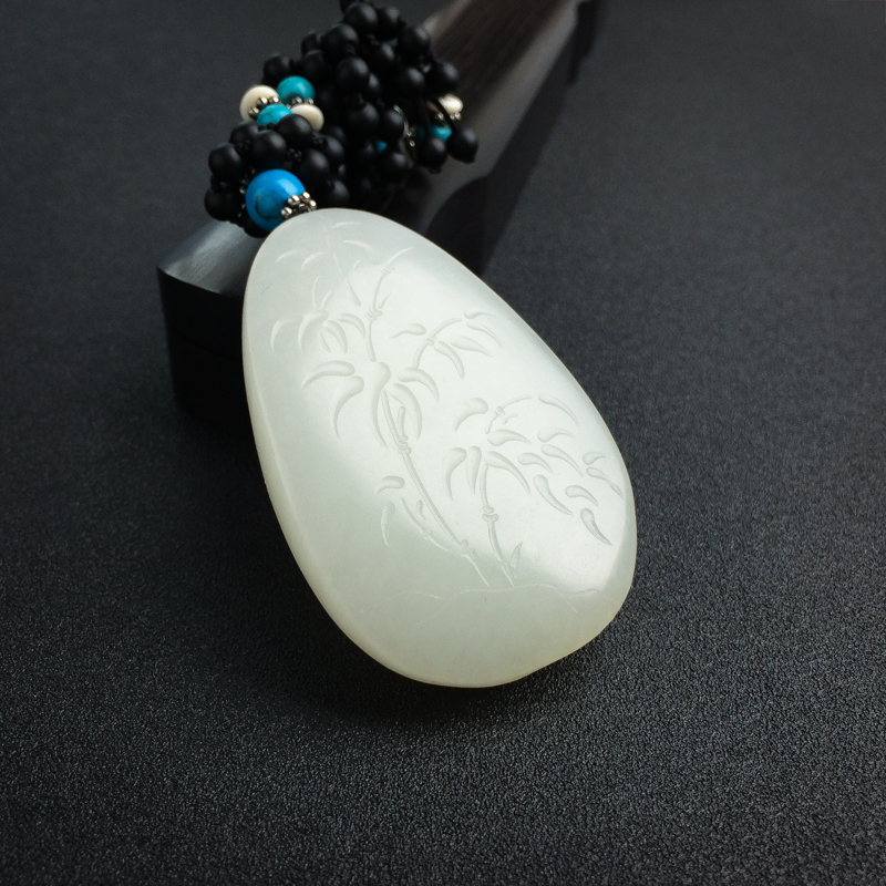 俄料天然白玉龙吊坠-红掌柜