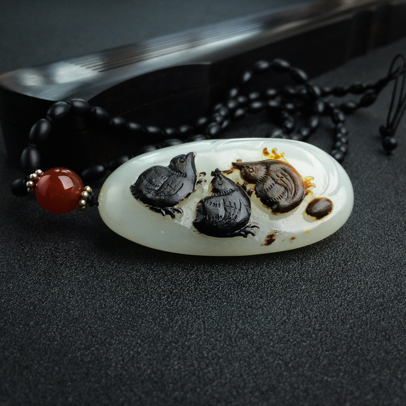 俄料天然山料和田玉位及三公吊坠-红掌柜