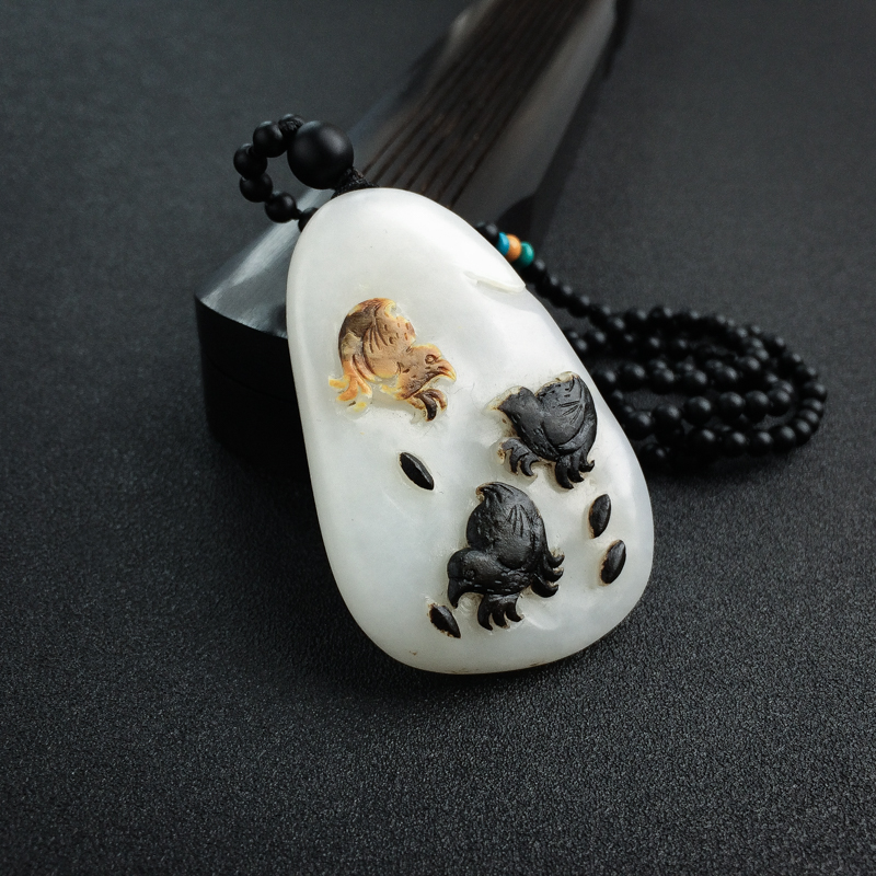 天然山料俏色和田玉连升三级吊坠-红掌柜