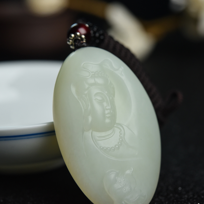 俄罗斯山料和田白玉观音吊坠-红掌柜