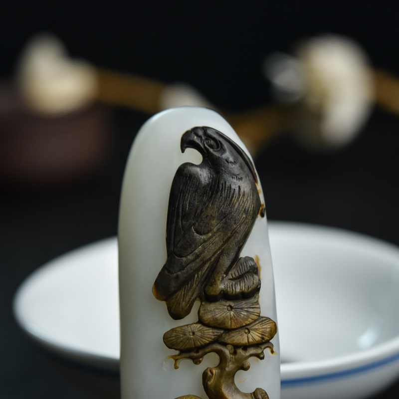 山料俏色和田玉吊坠-红掌柜