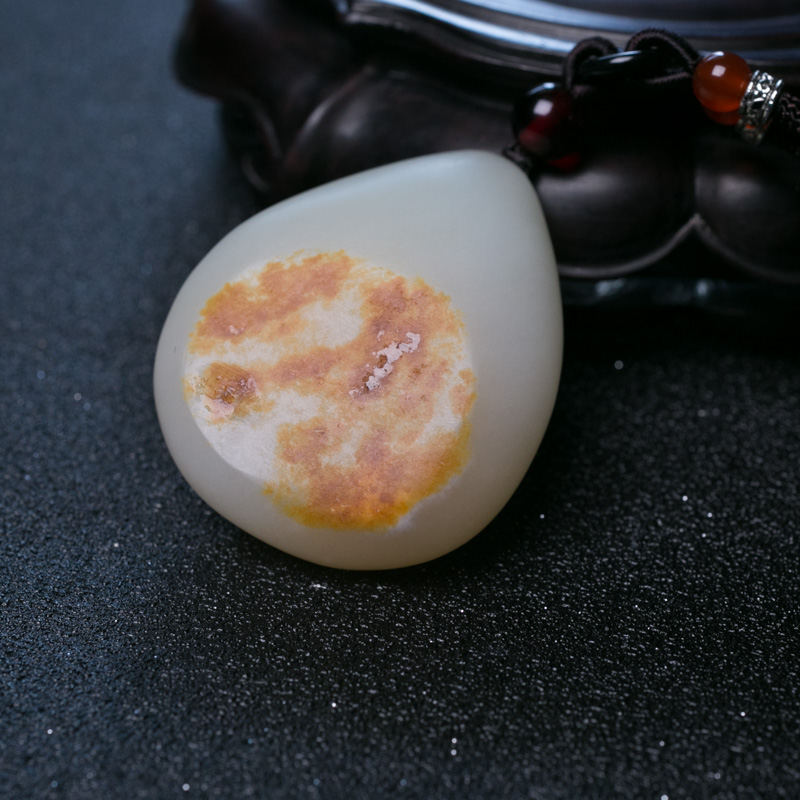 新疆和田玉貔貅吊坠-红掌柜