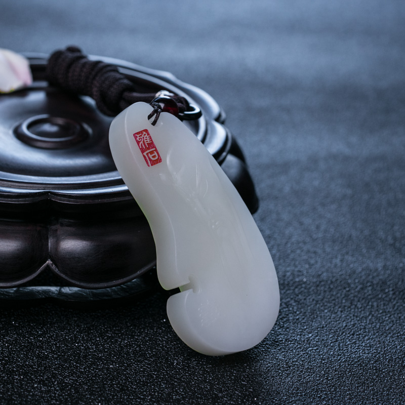 山料和田玉关公吊坠-红掌柜