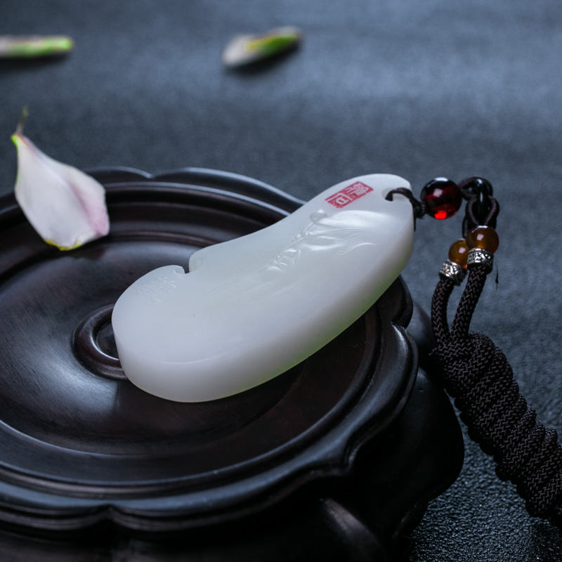 天然和田玉关公吊坠-红掌柜