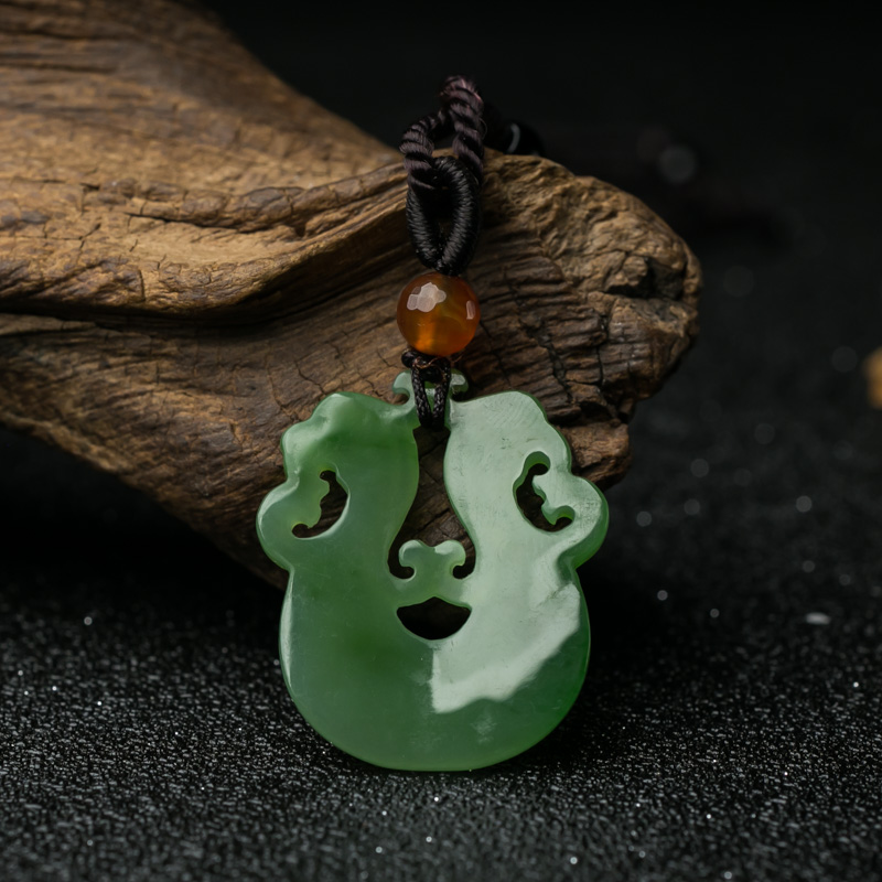 和田玉镂雕龙凤吊坠-红掌柜