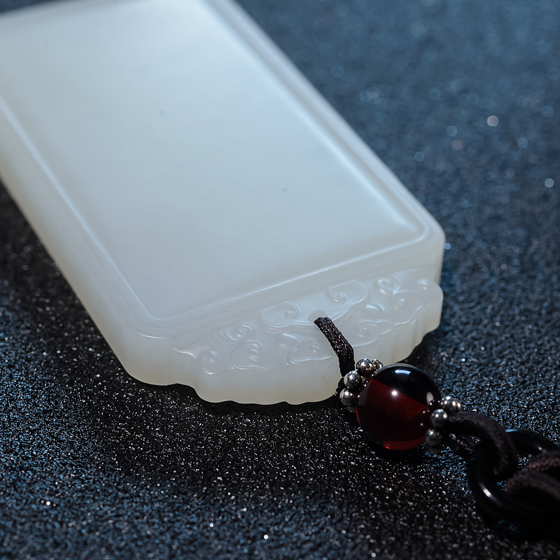 和田白玉无事牌-红掌柜