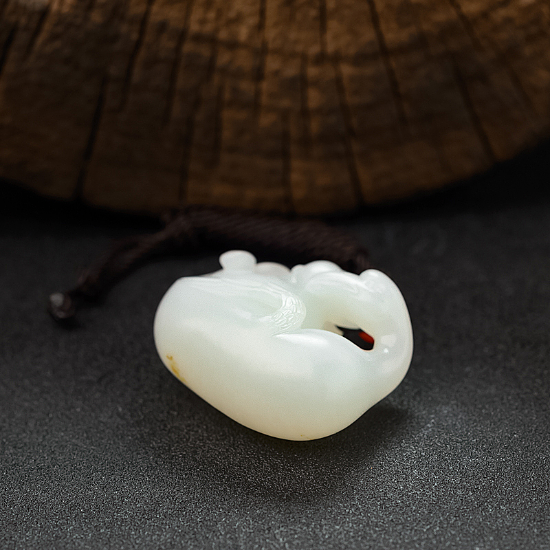 新疆和田玉天鹅吊坠 - 红掌柜