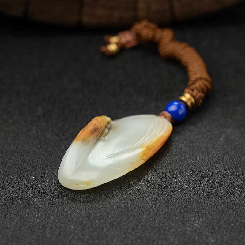 新疆和田玉挂坠 - 红掌柜