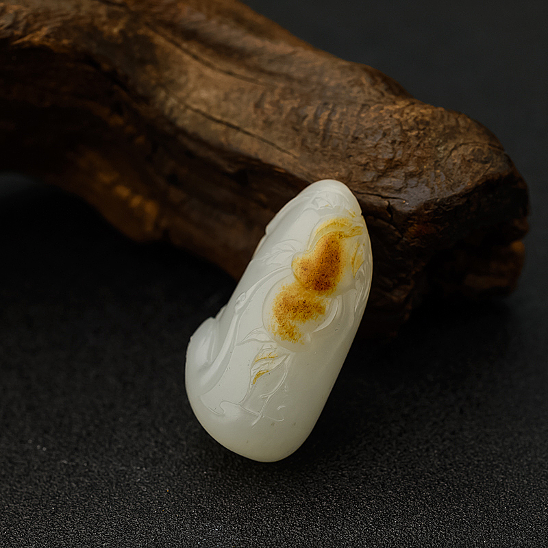 天然籽料和田白玉仙鹤吊坠 - 红掌柜