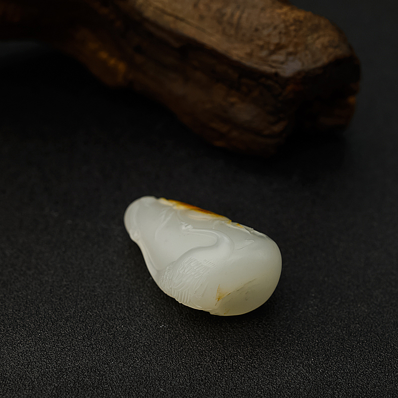 新疆籽料和田白玉仙鹤吊坠 - 红掌柜