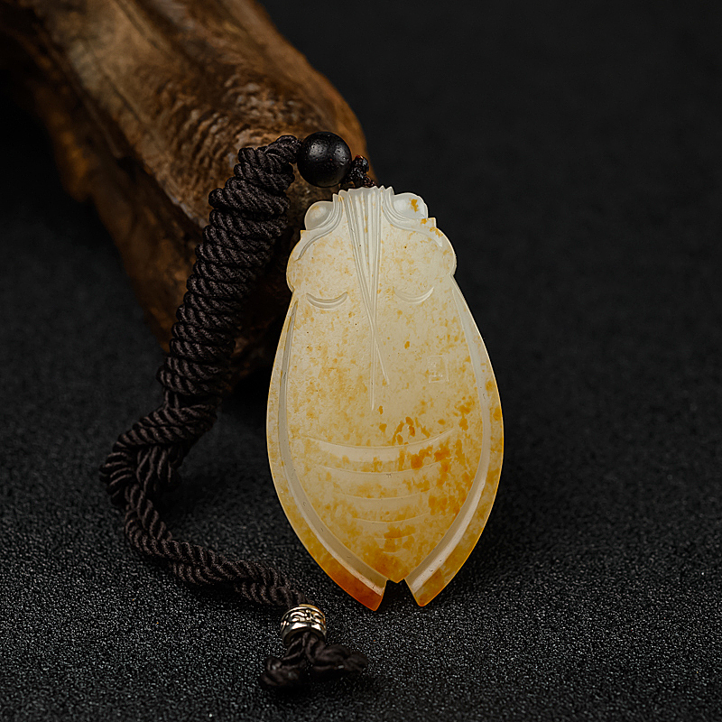 籽料和田玉一鸣惊人吊坠 - 红掌柜