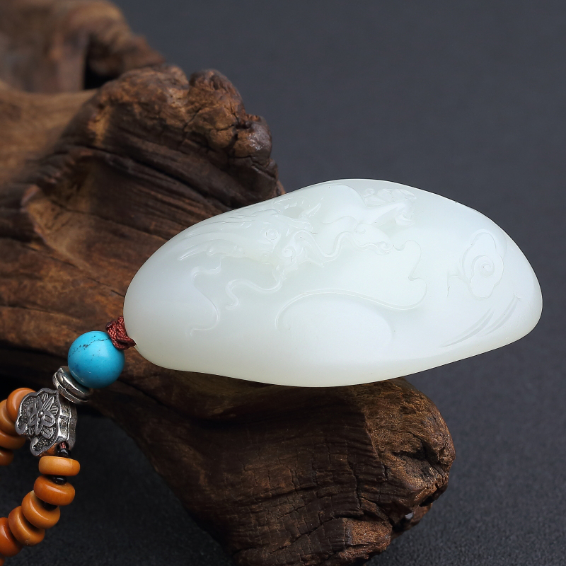 新疆天然籽料和田白玉吊坠-红掌柜