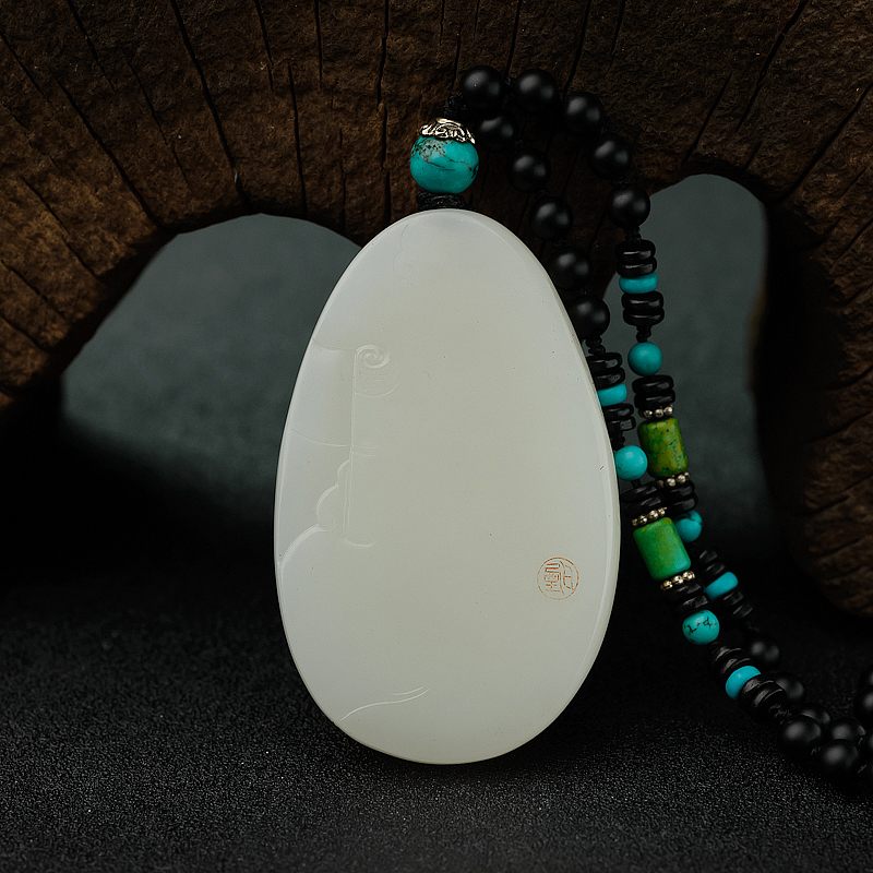 新疆天然和田白玉望子成龙吊坠-红掌柜