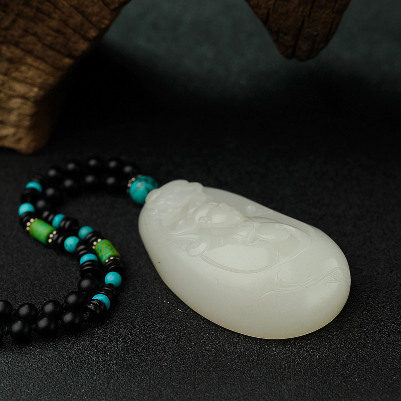 新疆天然籽料和田白玉吊坠-红掌柜