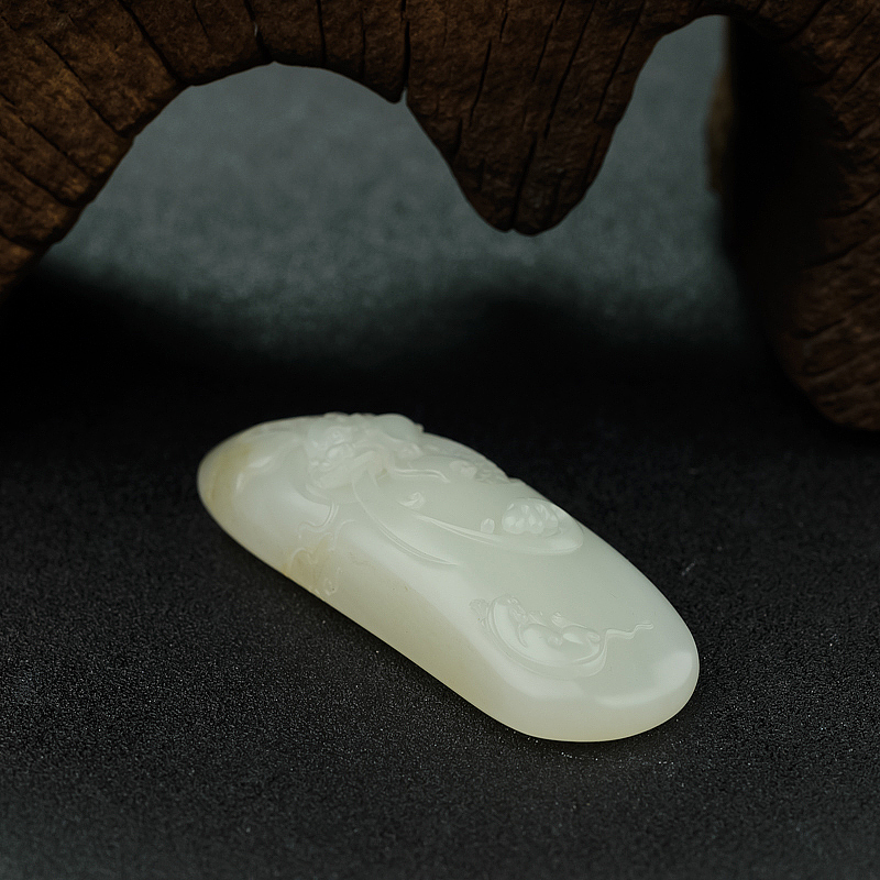 新疆籽料和田白玉龙吊坠 - 红掌柜