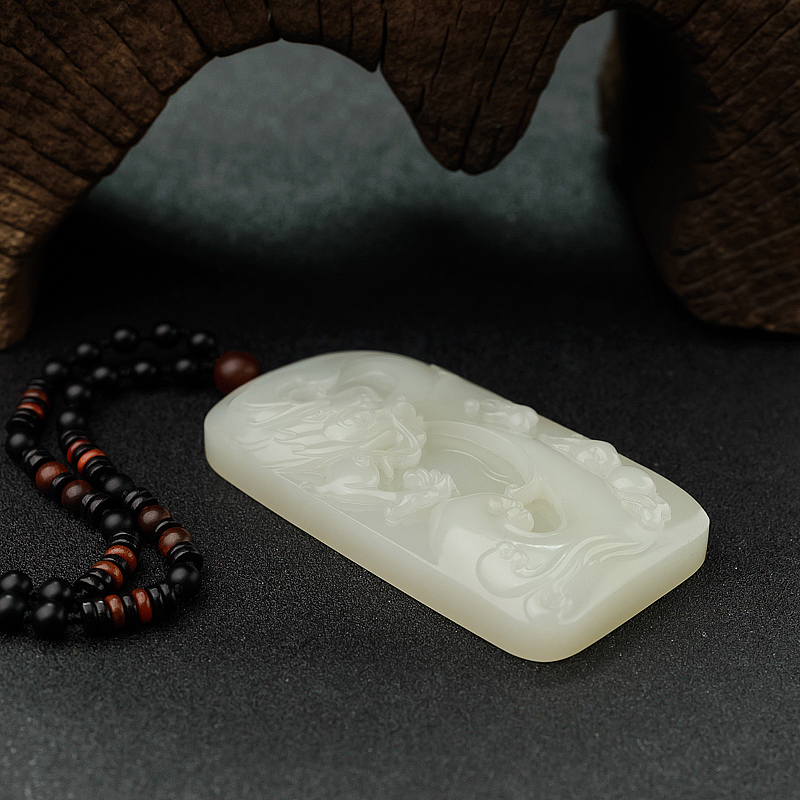 新疆籽料和田白玉龙吊坠 - 红掌柜