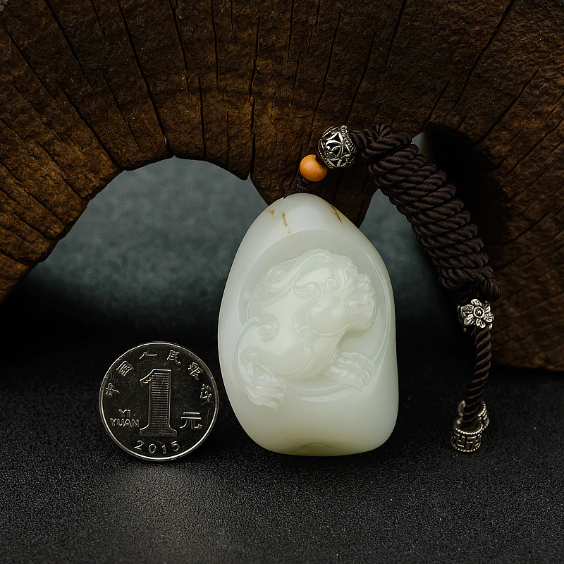 天然籽料和田玉貔貅吊坠 - 红掌柜
