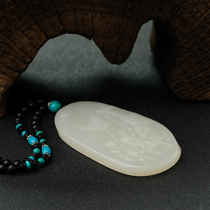 新疆籽料和田白玉带子上朝吊坠 - 红掌柜