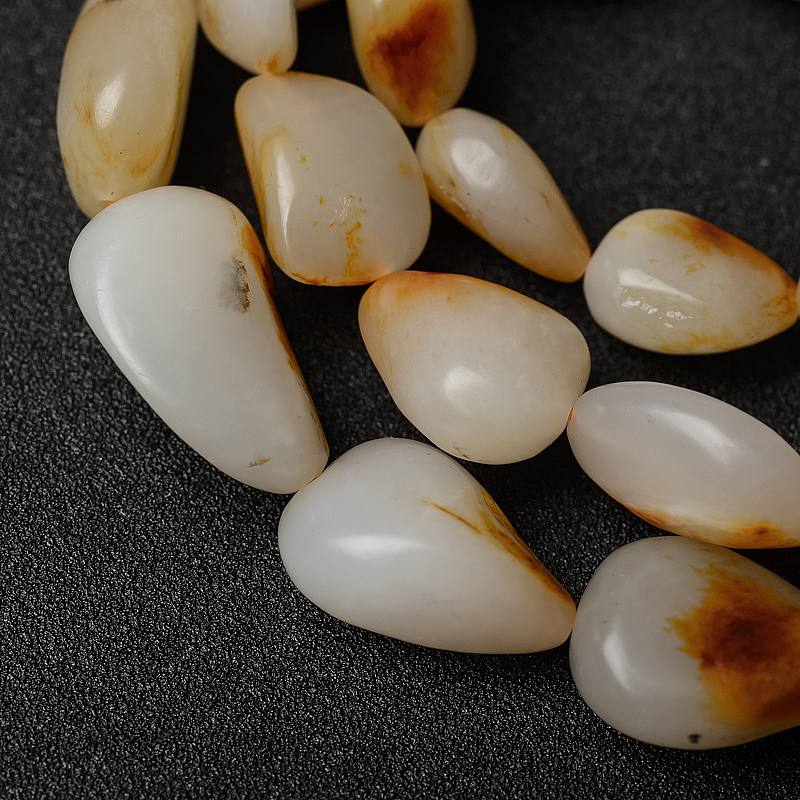 新疆天然籽料和田玉项链-红掌柜