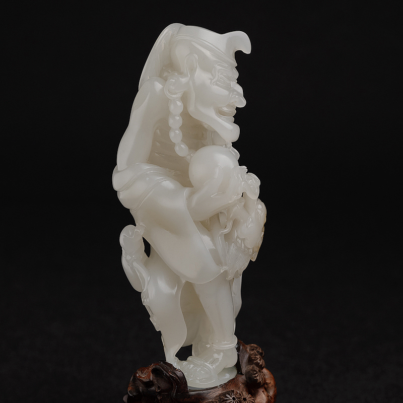 新疆天然籽料和田玉济公摆件 - 红掌柜