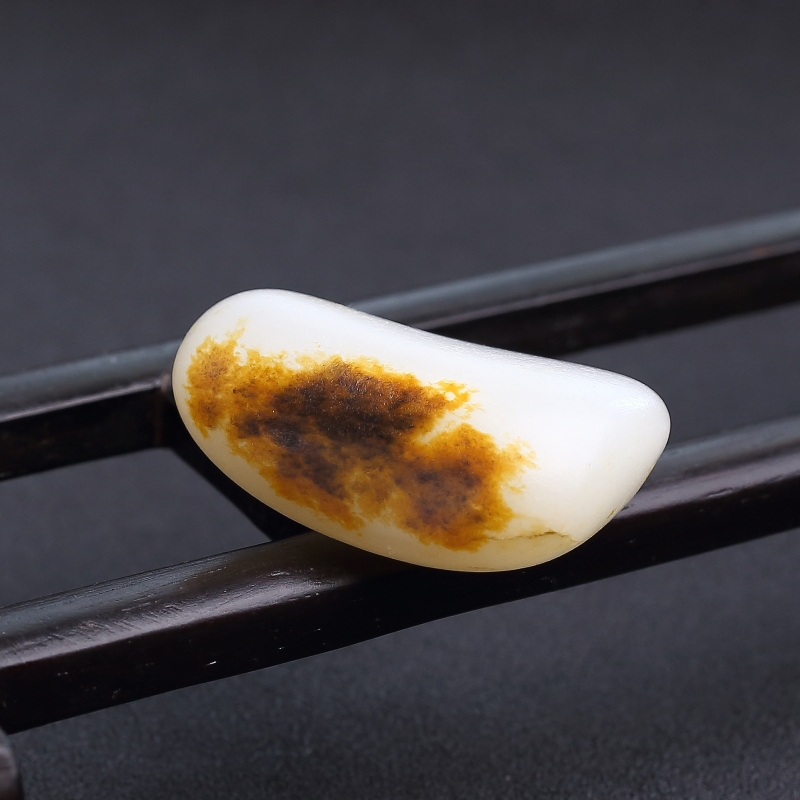 籽料和田白玉原石-红掌柜