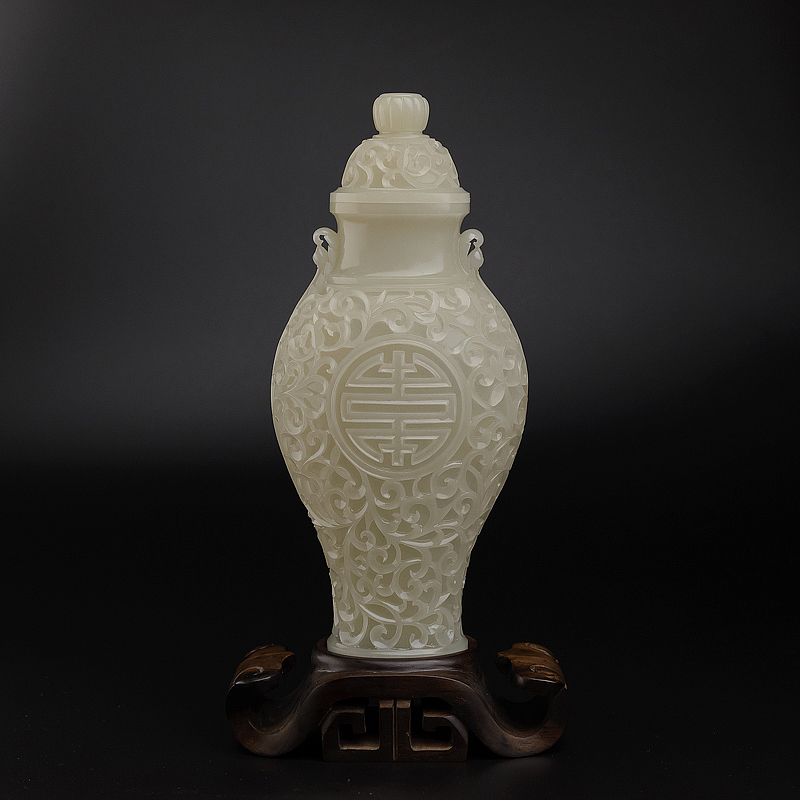 新疆天然籽料和田白玉寿瓶摆件-红掌柜