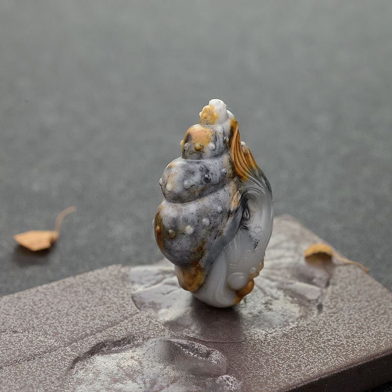 新疆和田玉海螺摆件-红掌柜