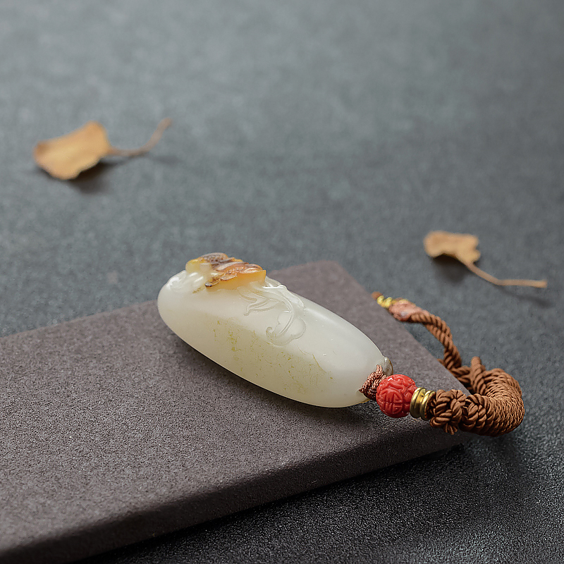 籽料和田玉吊坠-红掌柜