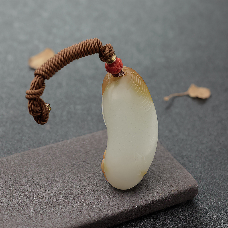 新疆籽料和田玉马上有钱吊坠-红掌柜