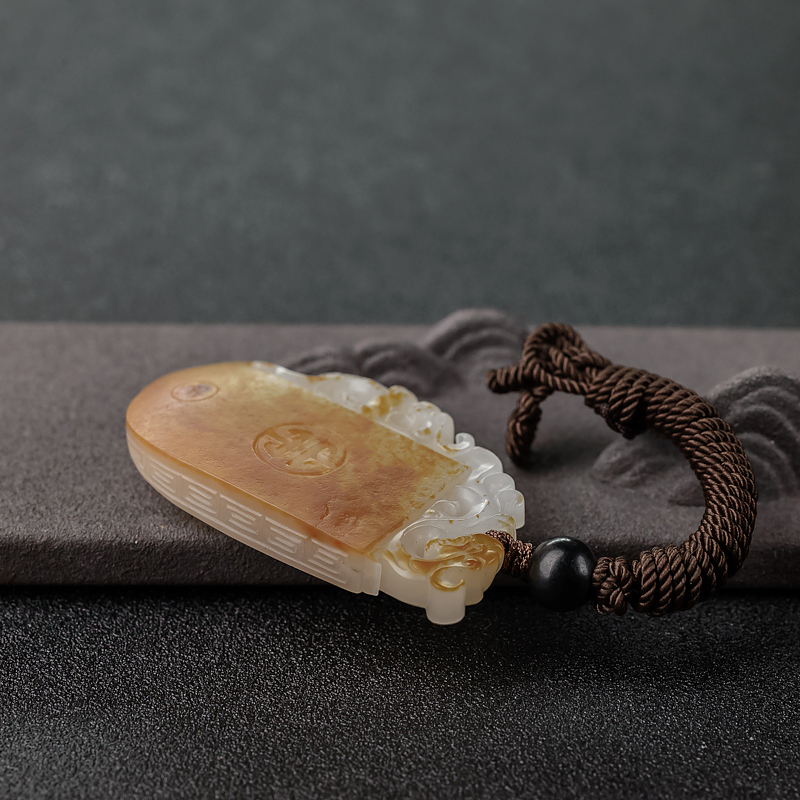 籽料和田玉龙凤牌吊坠-红掌柜