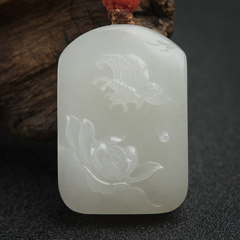 籽料和田玉蝶恋花吊坠-红掌柜