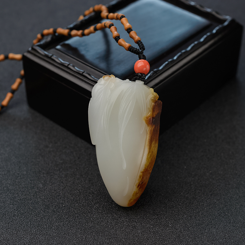 籽料俏色和田玉知音吊坠-红掌柜