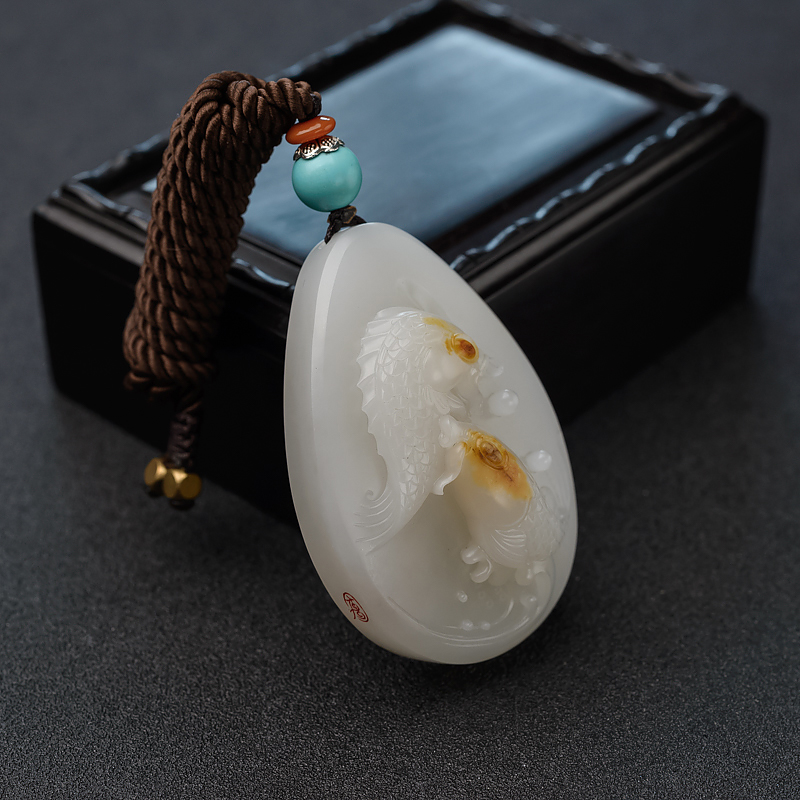 籽料和田玉连年有余吊坠-红掌柜