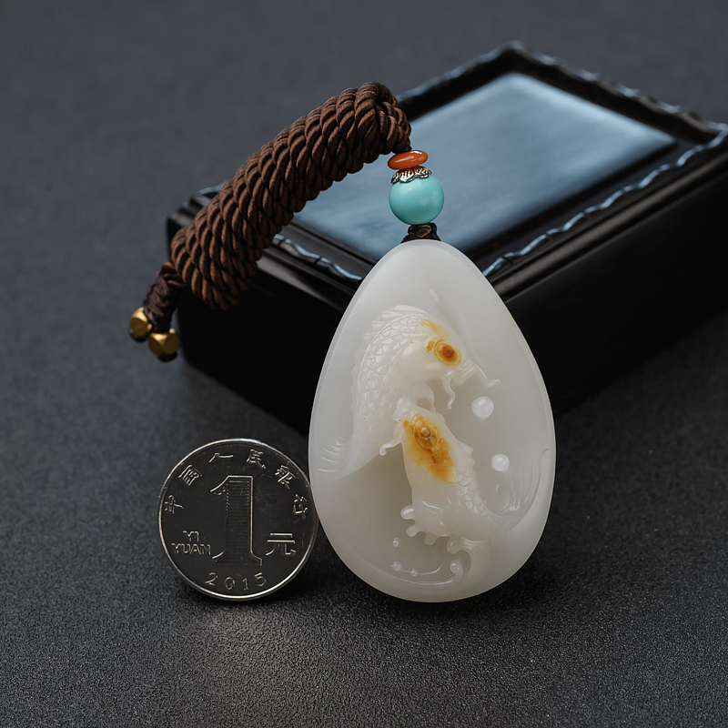 新疆和田玉连年有余吊坠-红掌柜