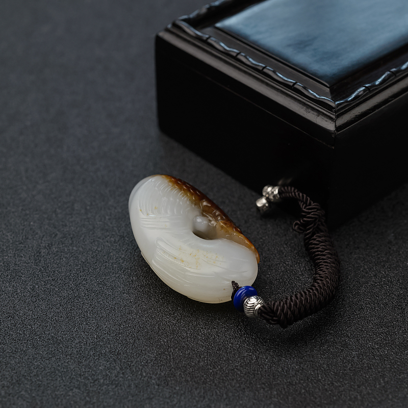 籽料俏色和田玉雄鸡-红掌柜