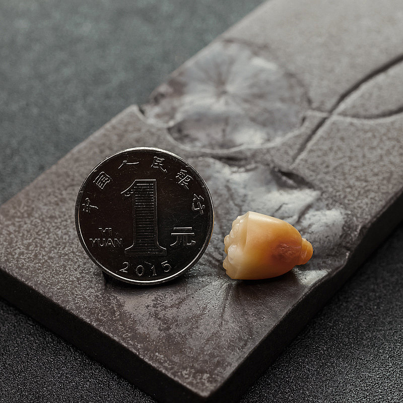 新疆和田玉连生贵子吊坠-红掌柜