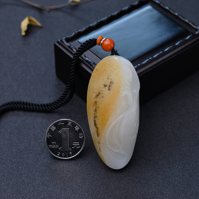 和田玉观音吊坠-红掌柜