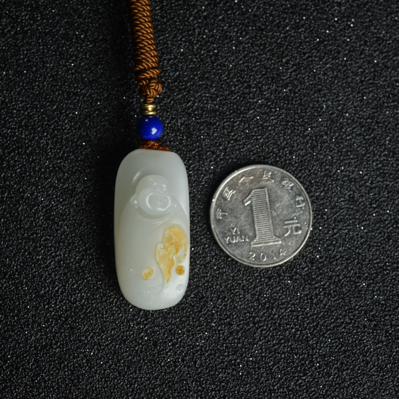 籽料俏色和田玉吊坠-红掌柜